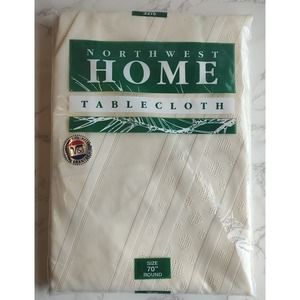 Vintage Northwest Home Cream Color Round Tablecloth New 70” Round B10